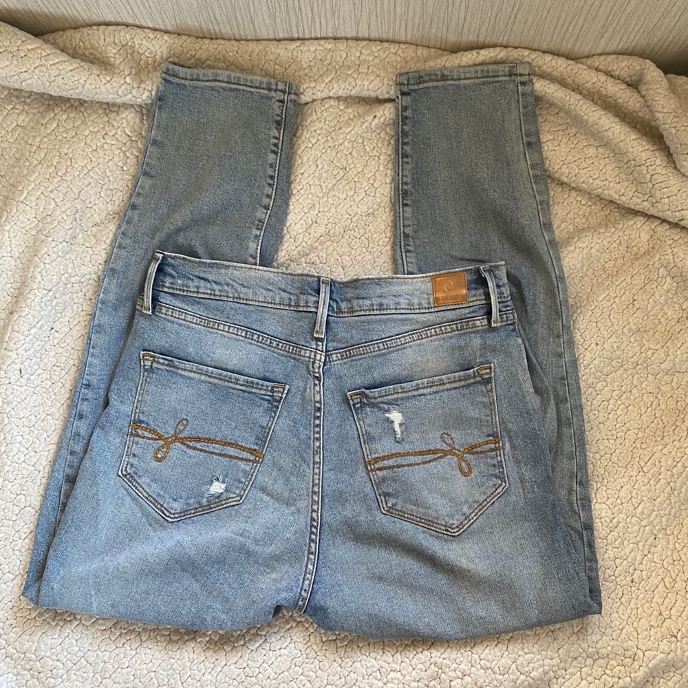 Levi’s mom jeans